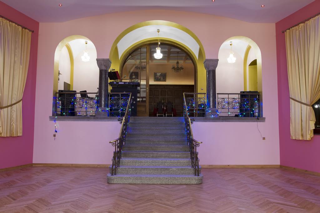 Villa Bergera Dzierżoniów Dış mekan fotoğraf
