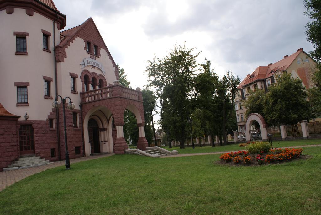 Villa Bergera Dzierżoniów Dış mekan fotoğraf
